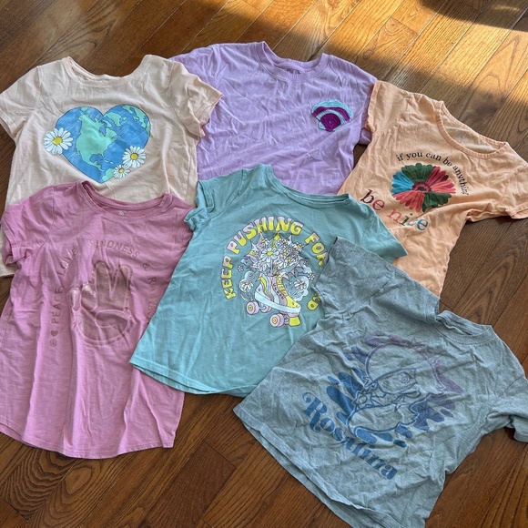 Bundle of 6  girls T-shirts - Picture 1 of 13